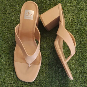 NEW DV Dolce Vita Tilla Womens Thong Sandals with Block Heel, Nude Color  11